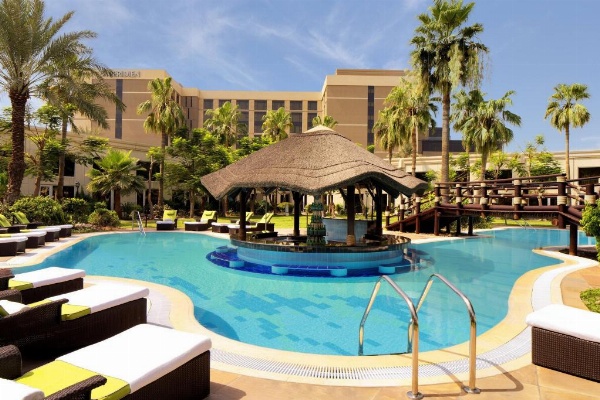 Le Meridien Dubai Hotel & Conference Centre image 2